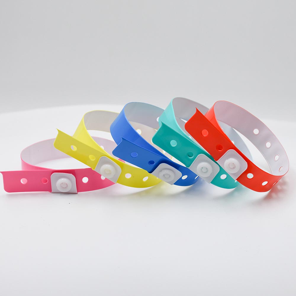 plastic-clip-plain Plastic Clip Plain